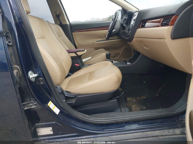 2015 MITSUBISHI OUTLANDER JA4AZ3A35FZ002667 Photo 4