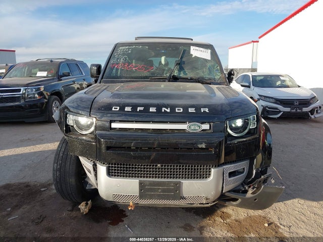 SALEJFFU5R2338455 Land Rover Defender 130 P300 S