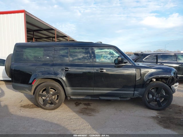 SALEJFFU5R2338455 Land Rover Defender 130 P300 S