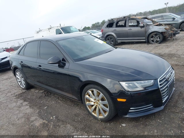 2017 AUDI A4 WAUANAF4XHN037610 Photo 0