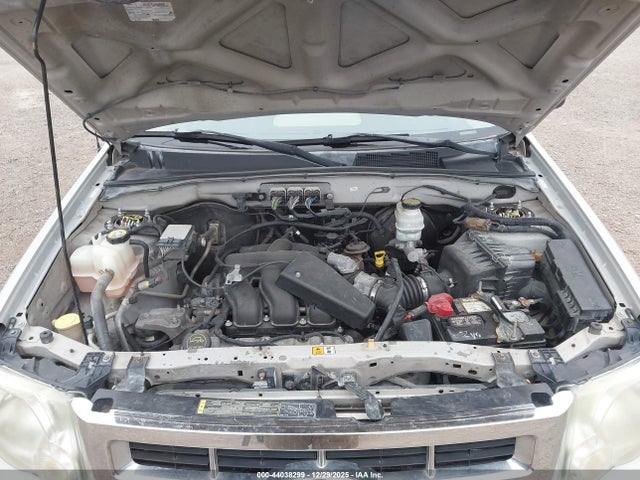 2008 FORD ESCAPE 1FMCU93178KA77356 Photo 9