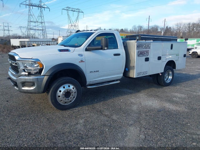 RAM 5500 Chassis Tradesman/slt 2021 3C7WRNBL2MG640042 Image 2
