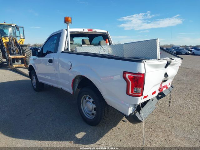 2015 FORD F-150 1FTMF1C89FKE53344 Photo 2