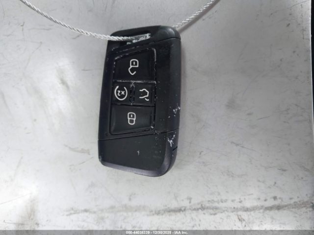 2022 VOLKSWAGEN TIGUAN 3VV2B7AX3NM019767 Photo 10