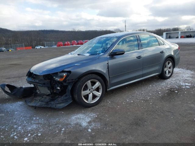 2012 VOLKSWAGEN PASSAT 1VWBP7A3XCC018592 Photo 1