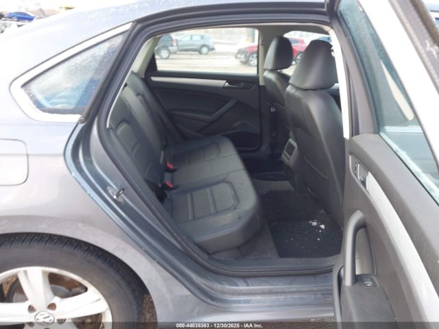 2012 VOLKSWAGEN PASSAT 1VWBP7A3XCC018592 Photo 7