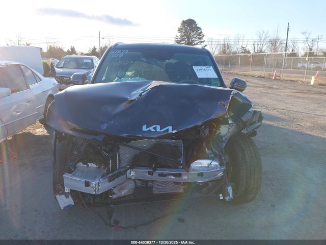 KNDADFS54R6028186 KIA Ev9 Land