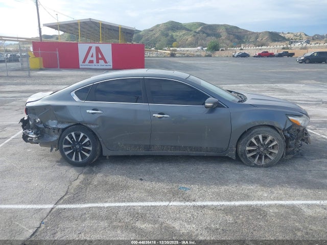 1N4AL3AP2JC214180 Nissan Altima 2.5 Sv