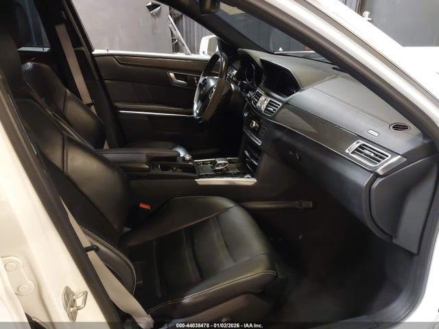 2014 MERCEDES-BENZ E 63 AMG WDDHF7GBXEA953372 Photo 4