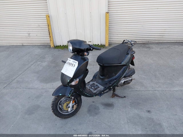 Genuine Scooter Co. Buddy 125 2014 RFVPAC201E1016743 Image 2
