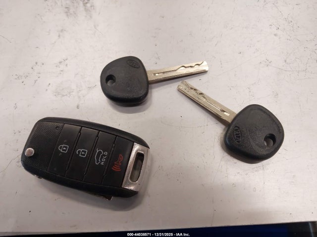 KNDJN2A21G7246090 KIA Soul