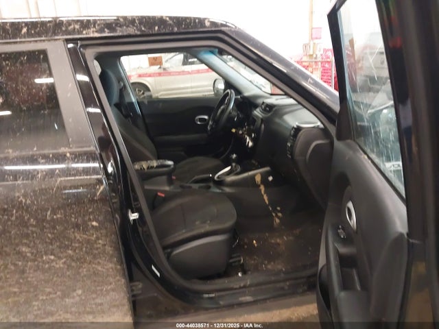 KNDJN2A21G7246090 KIA Soul