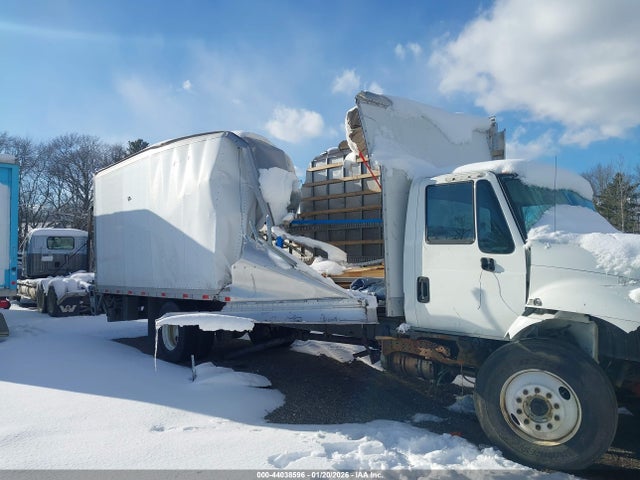 44038596 :رقم المزاد ، 3HAMMMML2JL592020 vin ، 2018 International Durastar 4300 مزاد بيع