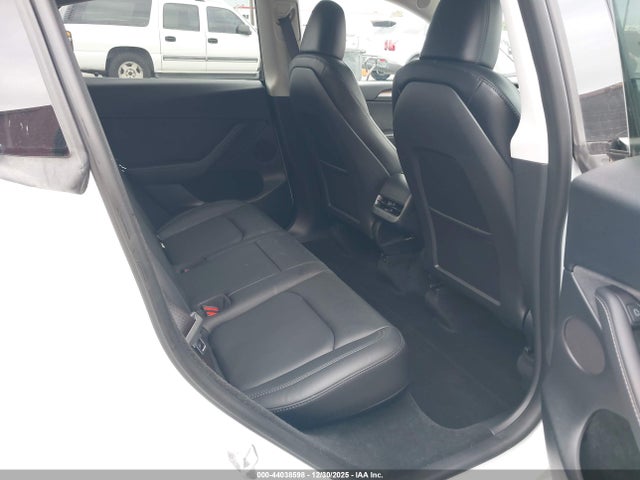 2023 TESLA MODEL Y 7SAYGDED4PF956016 Photo 7