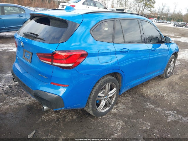 2021 BMW X1 WBXJG9C06M5T32097 Photo 3