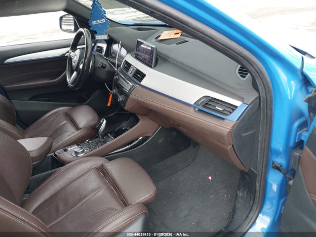 2021 BMW X1 WBXJG9C06M5T32097 Photo 4