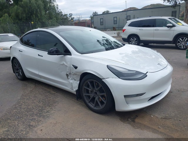 2021 TESLA MODEL 3 5YJ3E1EA3MF000748 Photo 0