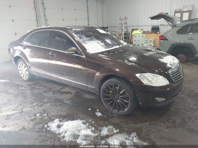 2007 MERCEDES-BENZ S 550 WDDNG86X67A105818