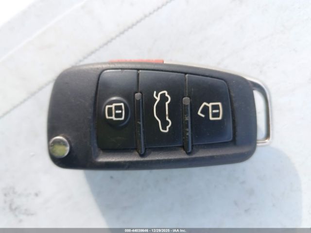 2018 AUDI A3 WAUB8GFF7J1027548 Photo 10