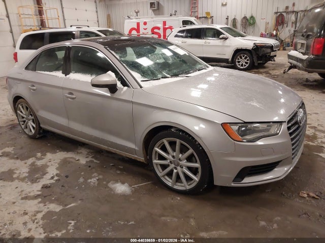 2015 AUDI A3 WAUEFGFF1F1044002 Photo 0