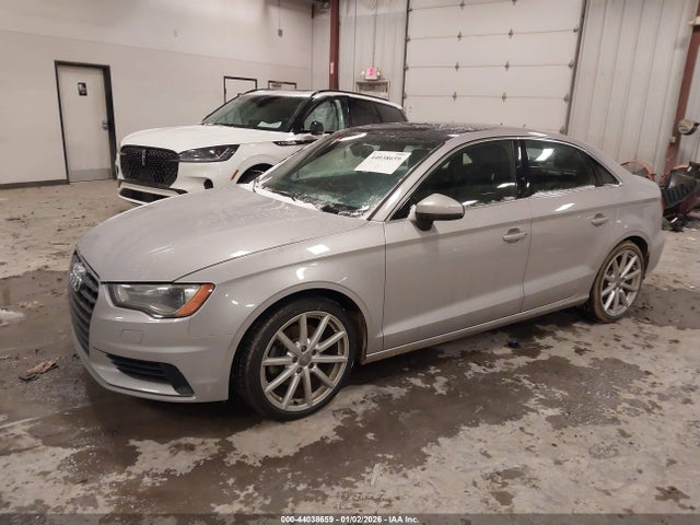 2015 AUDI A3 WAUEFGFF1F1044002 Photo 1