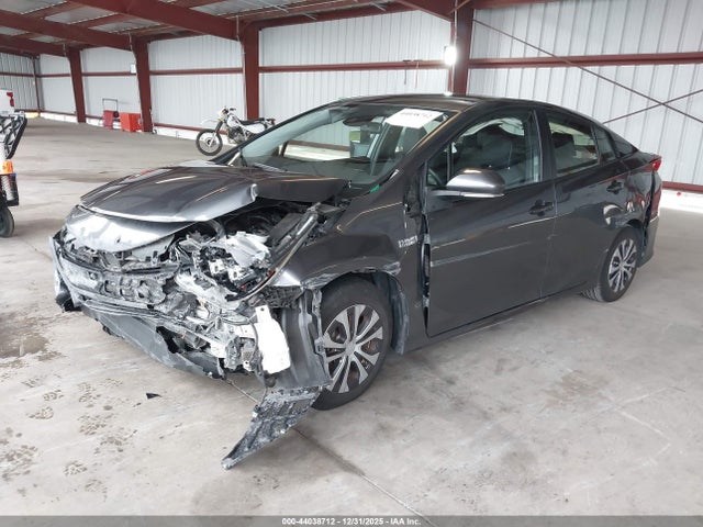 JTDKAMFP4N3217736 Toyota Prius Prime Xle