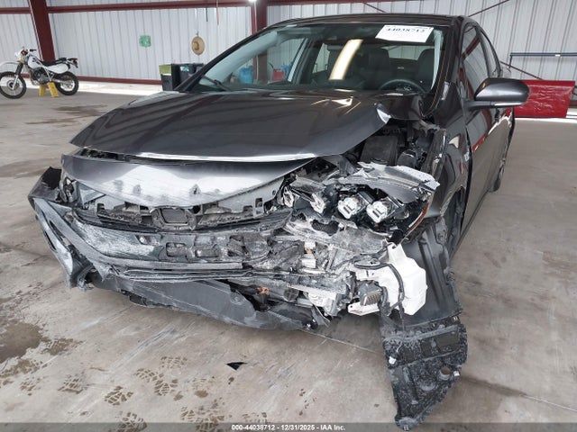 JTDKAMFP4N3217736 Toyota Prius Prime Xle