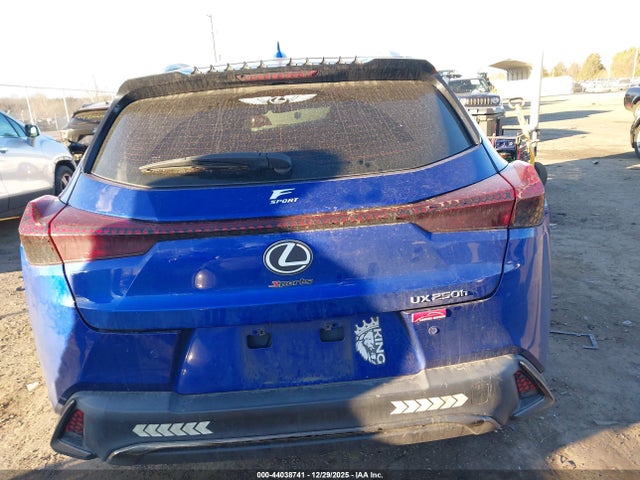 44038741 :رقم المزاد ، JTHR9JBH8N2061323 vin ، 2022 Lexus Ux 250h F Sport مزاد بيع