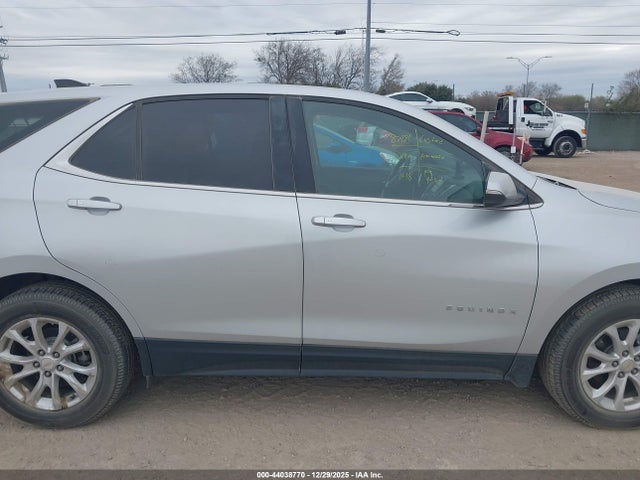 2GNAXKEV0K6278172 Chevrolet EQUINOX LT