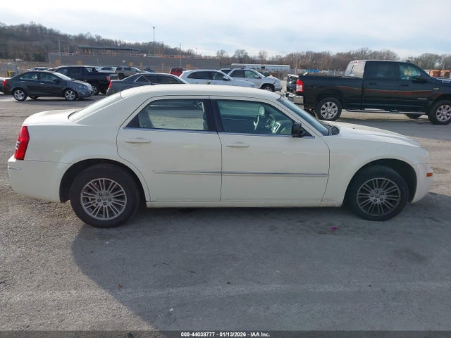 Продаж на аукціоні авто 2008 Chrysler 300 Touring, vin: 2C3KA53G08H189062, номер лоту: 44038777
