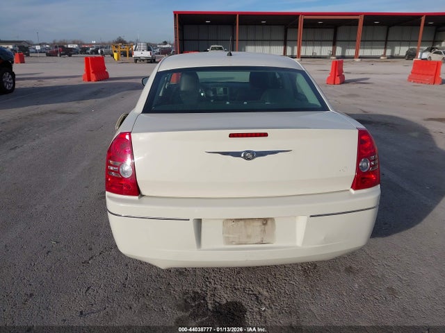 Продаж на аукціоні авто 2008 Chrysler 300 Touring, vin: 2C3KA53G08H189062, номер лоту: 44038777