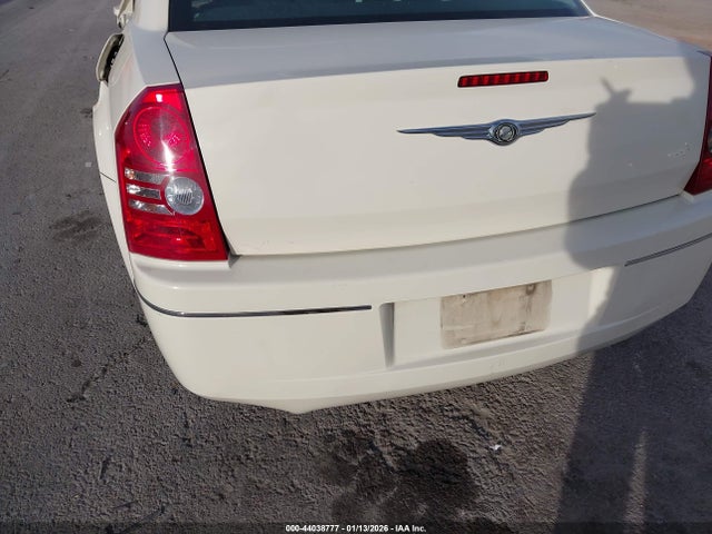 Продаж на аукціоні авто 2008 Chrysler 300 Touring, vin: 2C3KA53G08H189062, номер лоту: 44038777