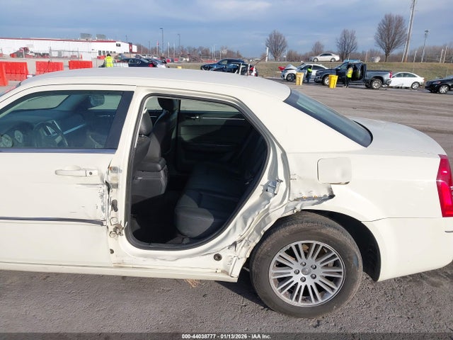 Продаж на аукціоні авто 2008 Chrysler 300 Touring, vin: 2C3KA53G08H189062, номер лоту: 44038777