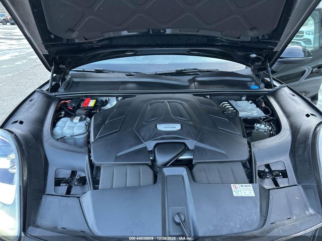 2021 PORSCHE CAYENNE COUPE WP1BA2AY0MDA40369 Photo 9