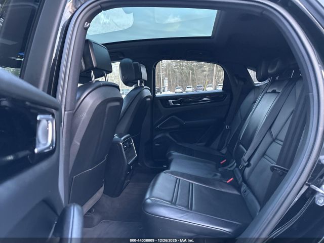 2021 PORSCHE CAYENNE COUPE WP1BA2AY0MDA40369 Photo 7