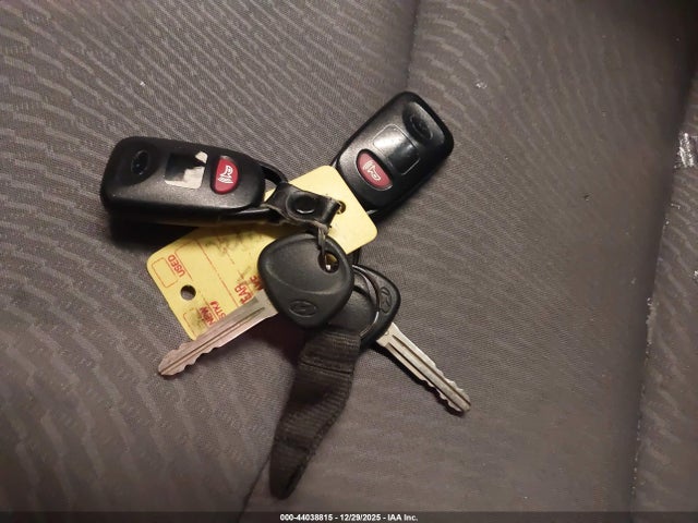 2015 Hyundai Elantra Se მანქანა იყიდება აუქციონზე, vin: 5NPDH4AE2FH585073, აუქციონის ნომერი: 44038815