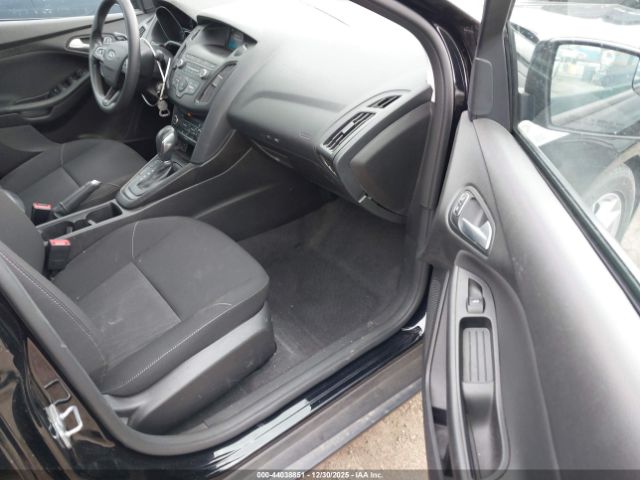 2018 FORD FOCUS 1FADP3FE9JL312857 Photo 4