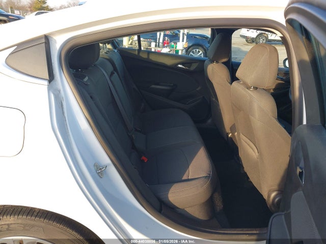 1G1BE5SM6H7163268 Chevrolet Cruze Lt Auto