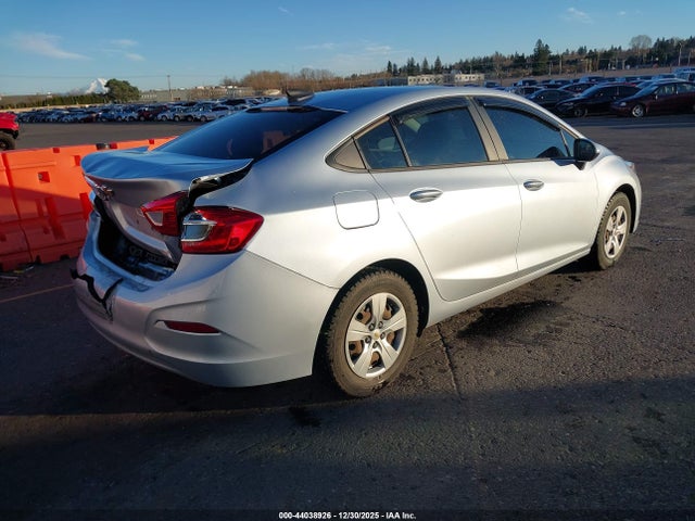 1G1BC5SM1J7143148 Chevrolet Cruze Ls Auto