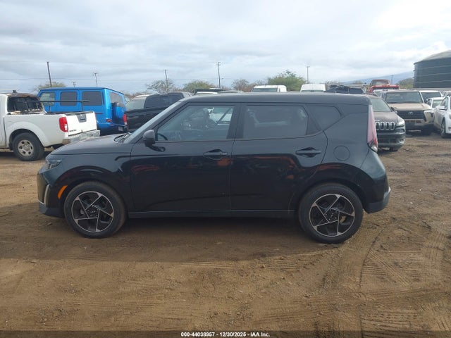 KNDJ33AU1P7852566 KIA SOUL EX