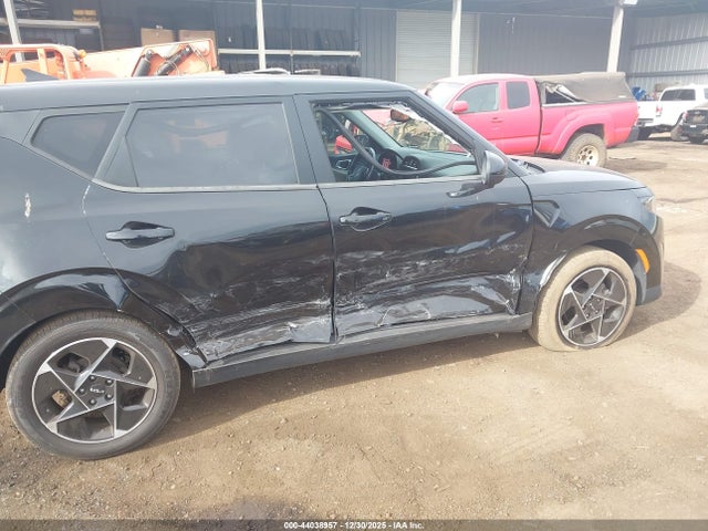 KNDJ33AU1P7852566 KIA SOUL EX