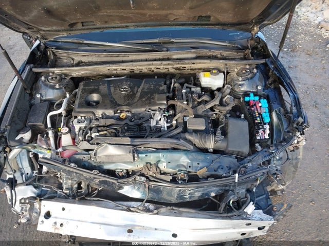 4T1B31HK0JU502699 Toyota Camry Hybrid Le