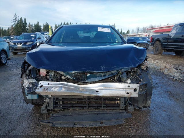 4T1B31HK0JU502699 Toyota Camry Hybrid Le