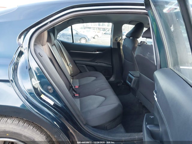 4T1B31HK0JU502699 Toyota Camry Hybrid Le