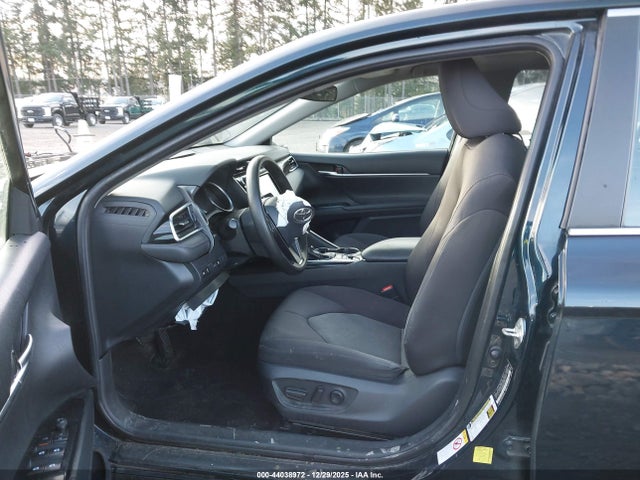 4T1B31HK0JU502699 Toyota Camry Hybrid Le