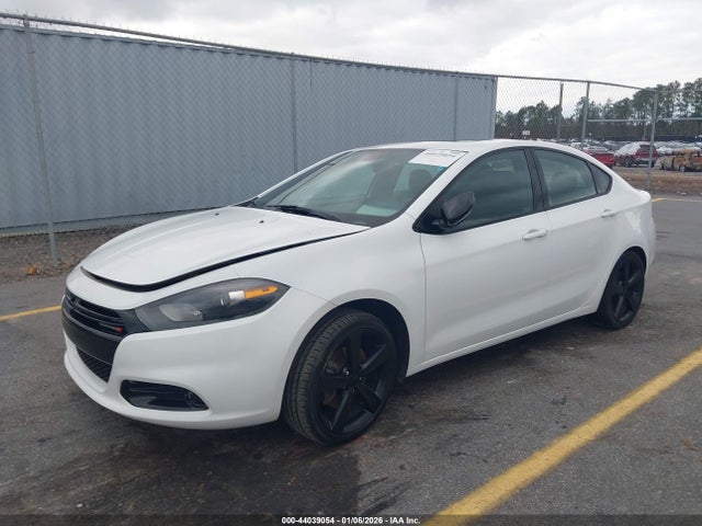 44039054 :رقم المزاد ، 1C3CDFBB4FD421213 vin ، 2015 Dodge Dart Sxt مزاد بيع