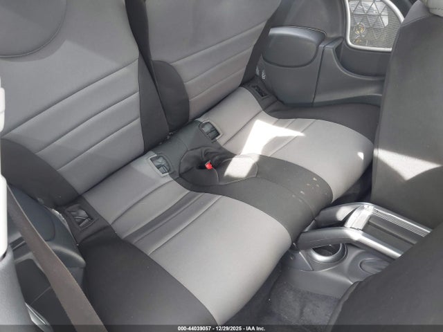 2005 MINI COOPER S WMWRE33575TL10408 Photo 7