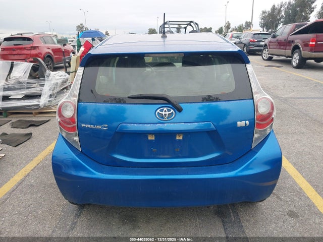 JTDKDTB39E1561112 Toyota PRIUS C