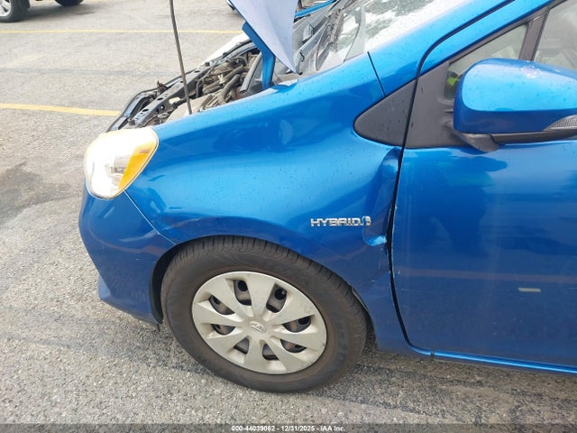 JTDKDTB39E1561112 Toyota PRIUS C