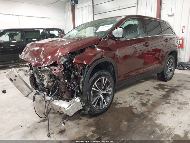 Продаж на аукціоні авто 2019 Toyota Highlander Le Plus, vin: 5TDBZRFH7KS994453, номер лоту: 44039063